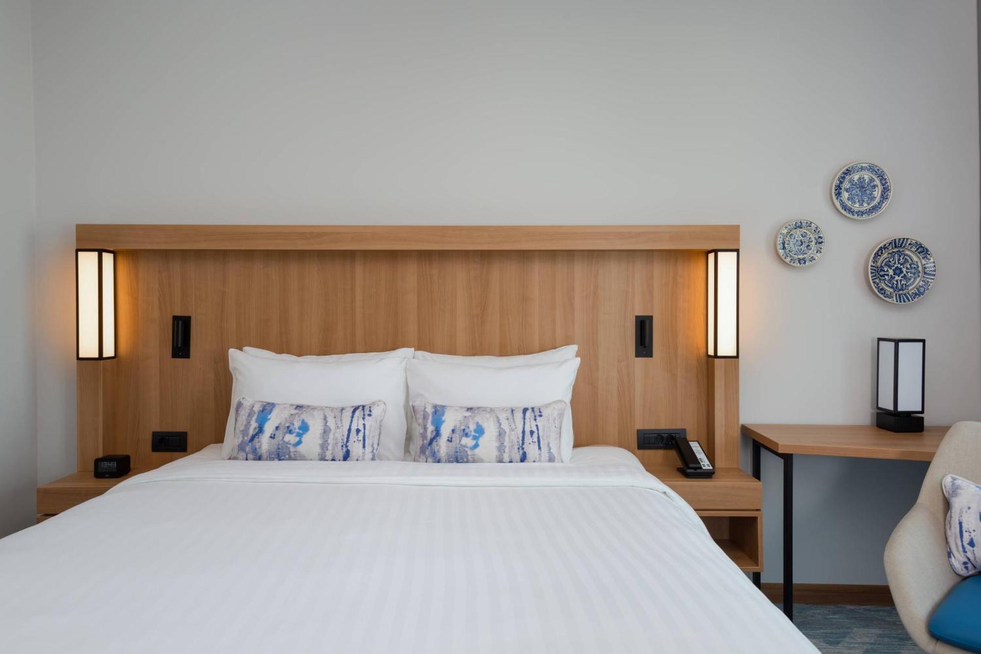 Courtyard By Marriott Bucharest Floreasca Exterior photo