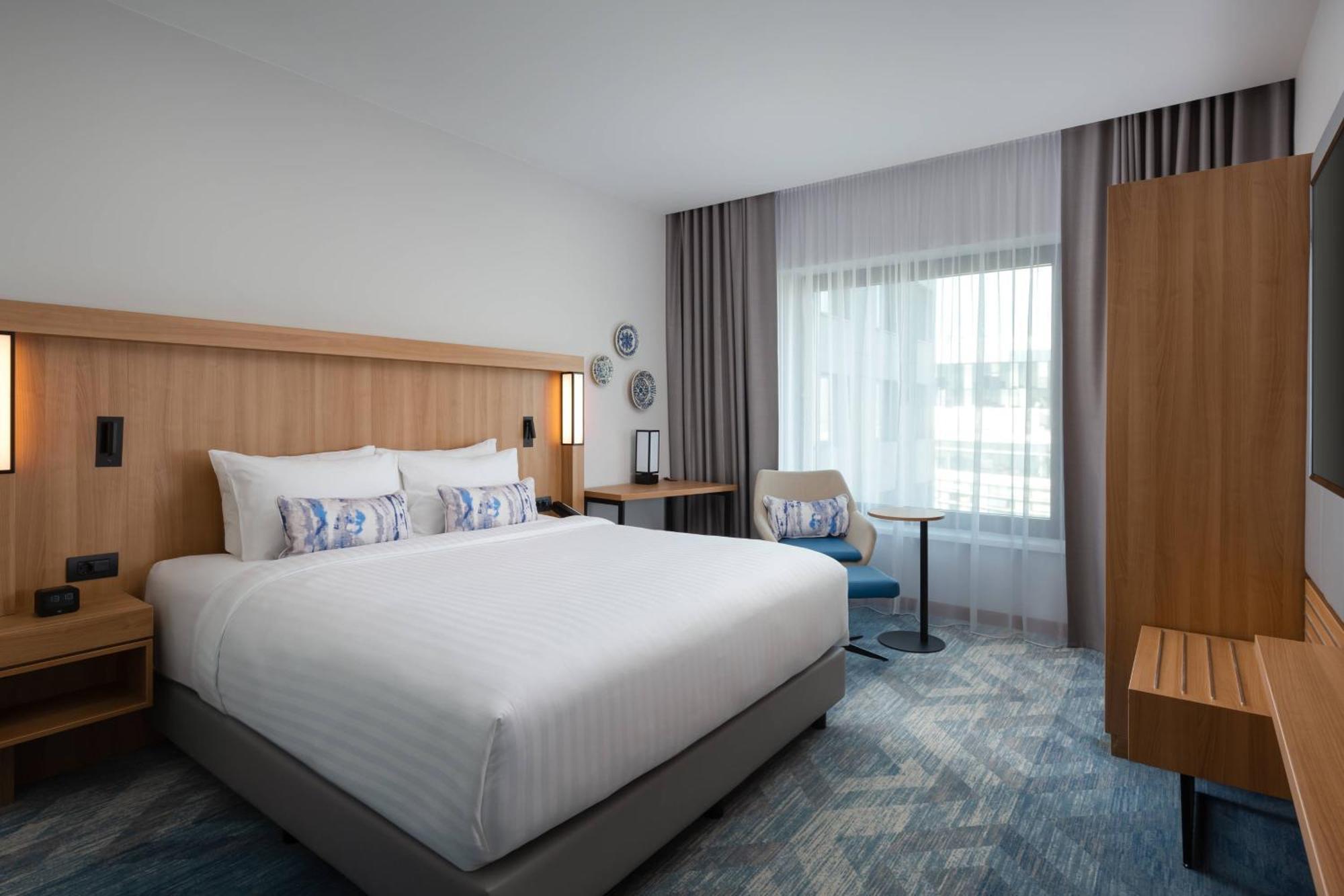 Courtyard By Marriott Bucharest Floreasca Exterior photo